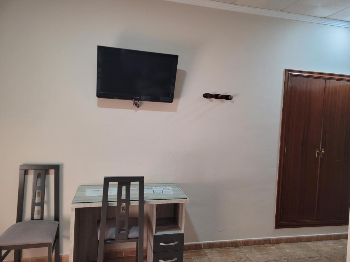Hostal Restaurante El Paraiso Don Benito Eksteriør bilde