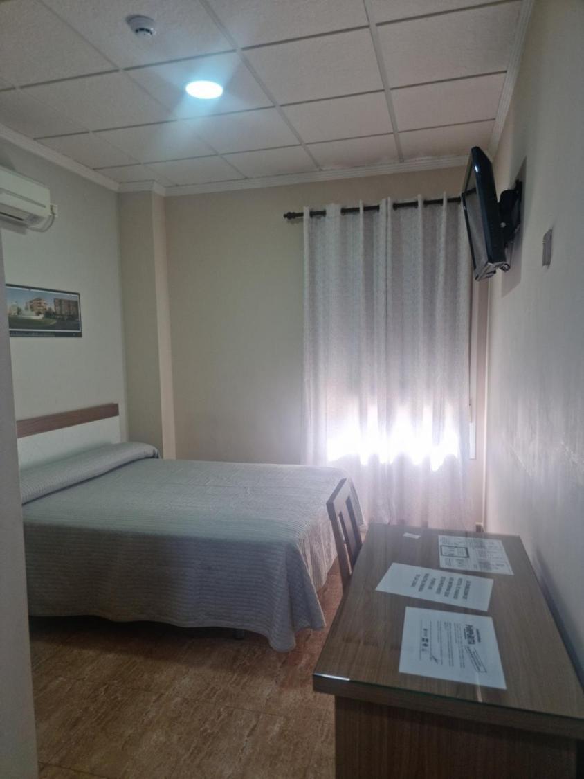 Hostal Restaurante El Paraiso Don Benito Eksteriør bilde