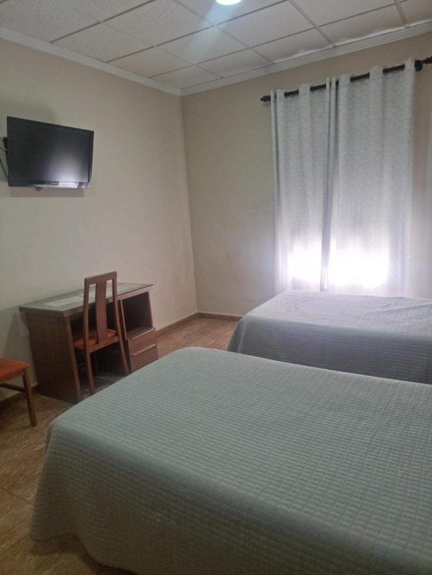 Hostal Restaurante El Paraiso Don Benito Eksteriør bilde