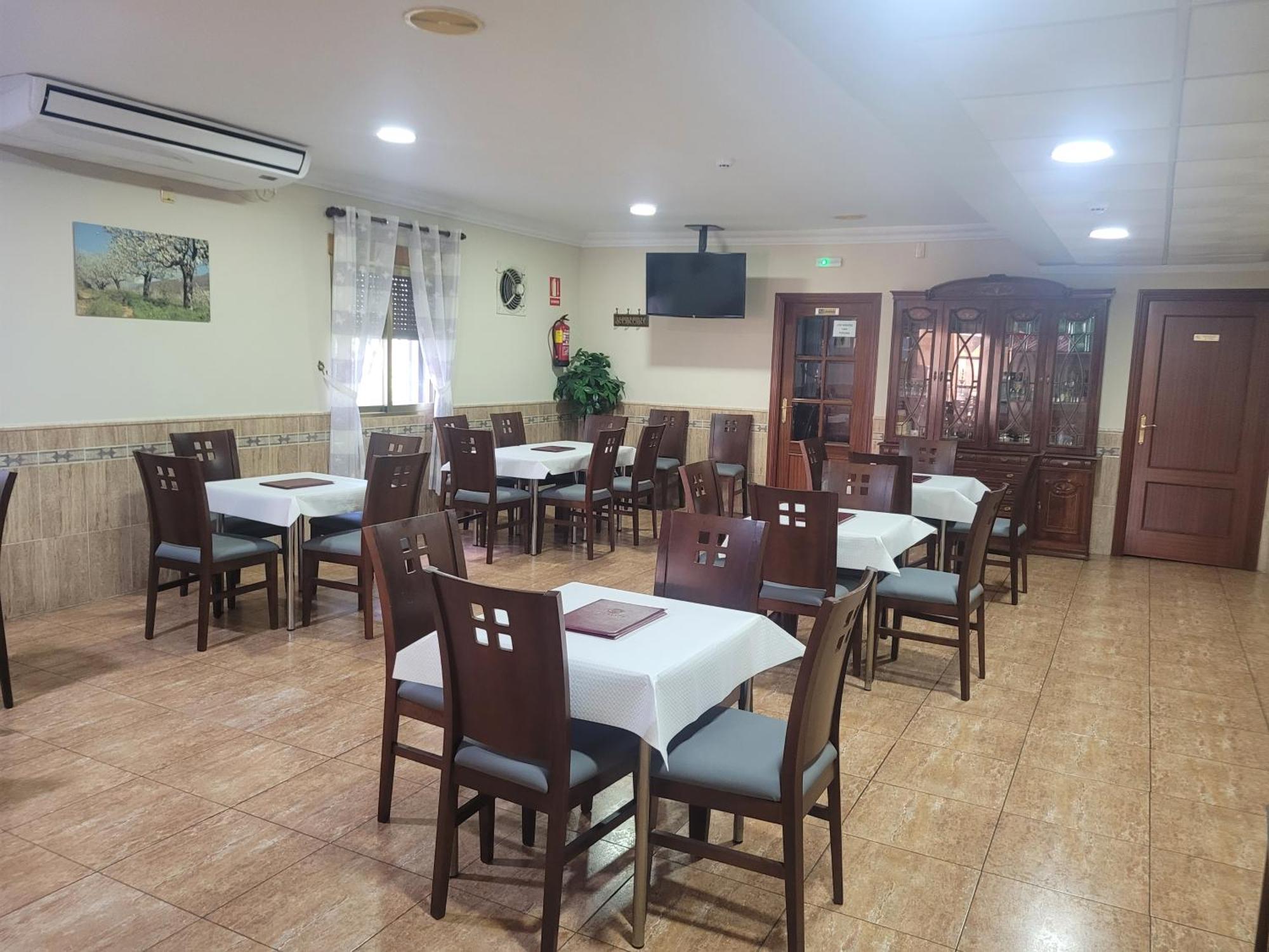 Hostal Restaurante El Paraiso Don Benito Eksteriør bilde