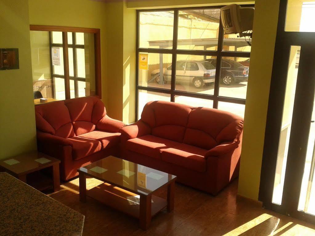 Hostal Restaurante El Paraiso Don Benito Eksteriør bilde